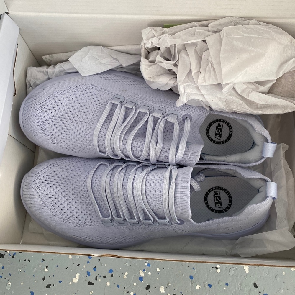 Women’s APL Techloom Breeze Size 9
